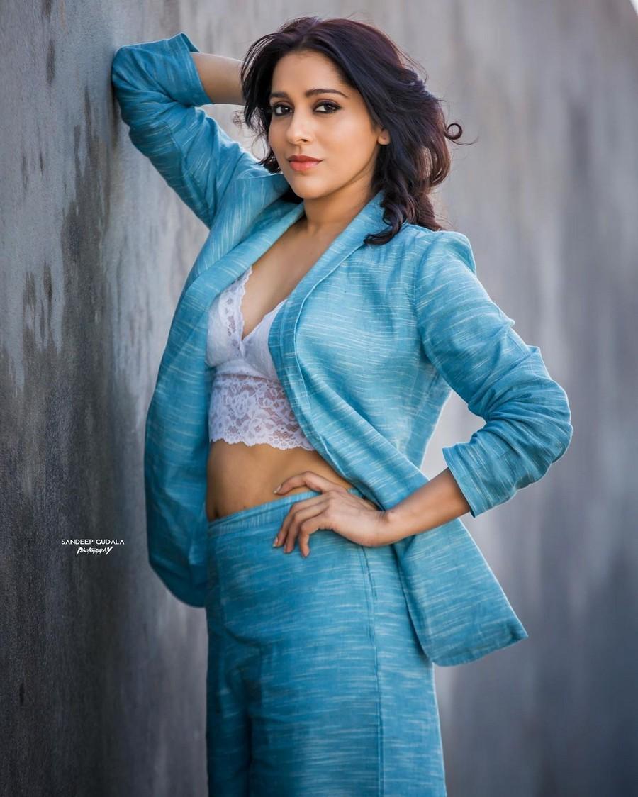 Rashmi Gautam 7