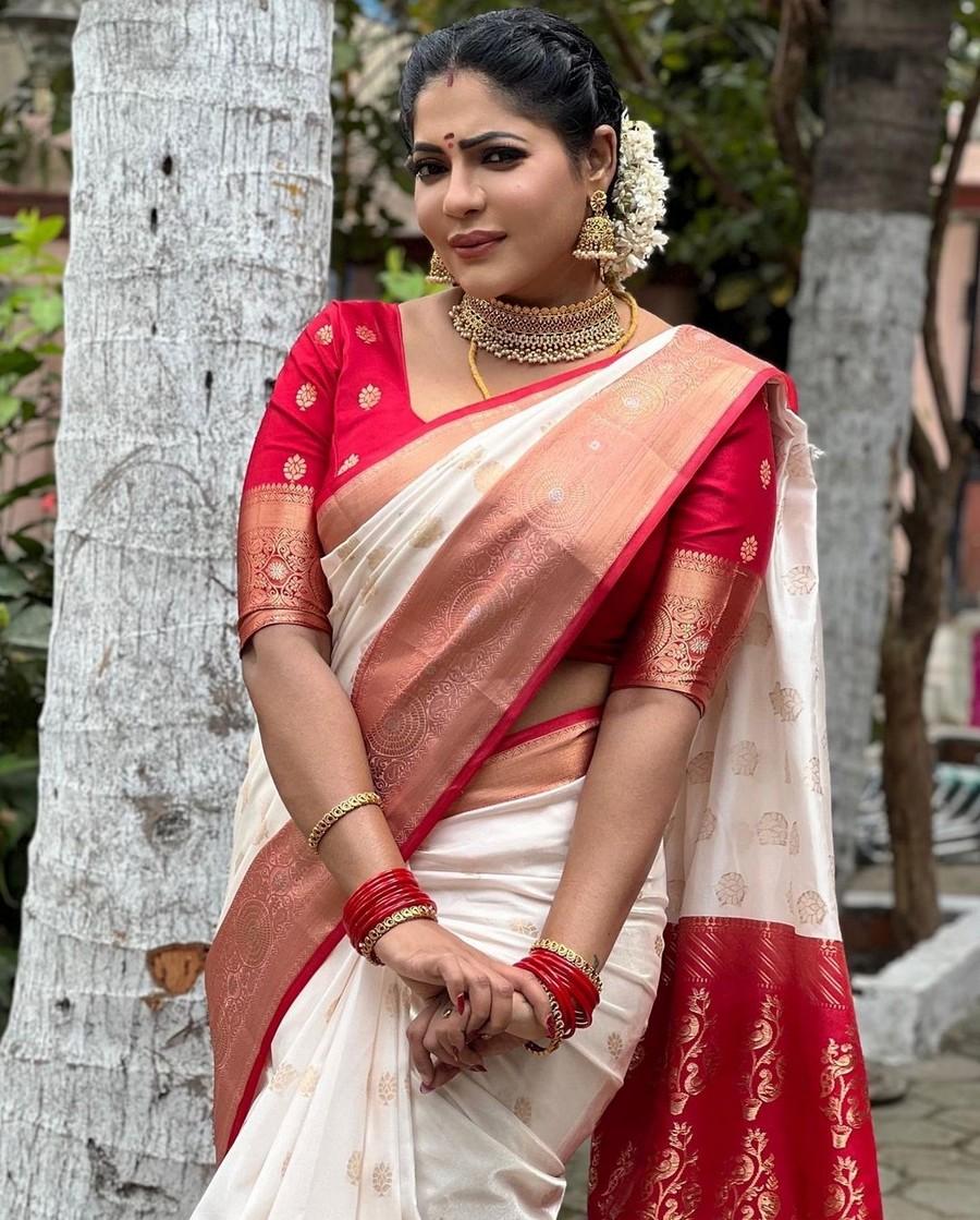 Reshma Pasupuleti 4