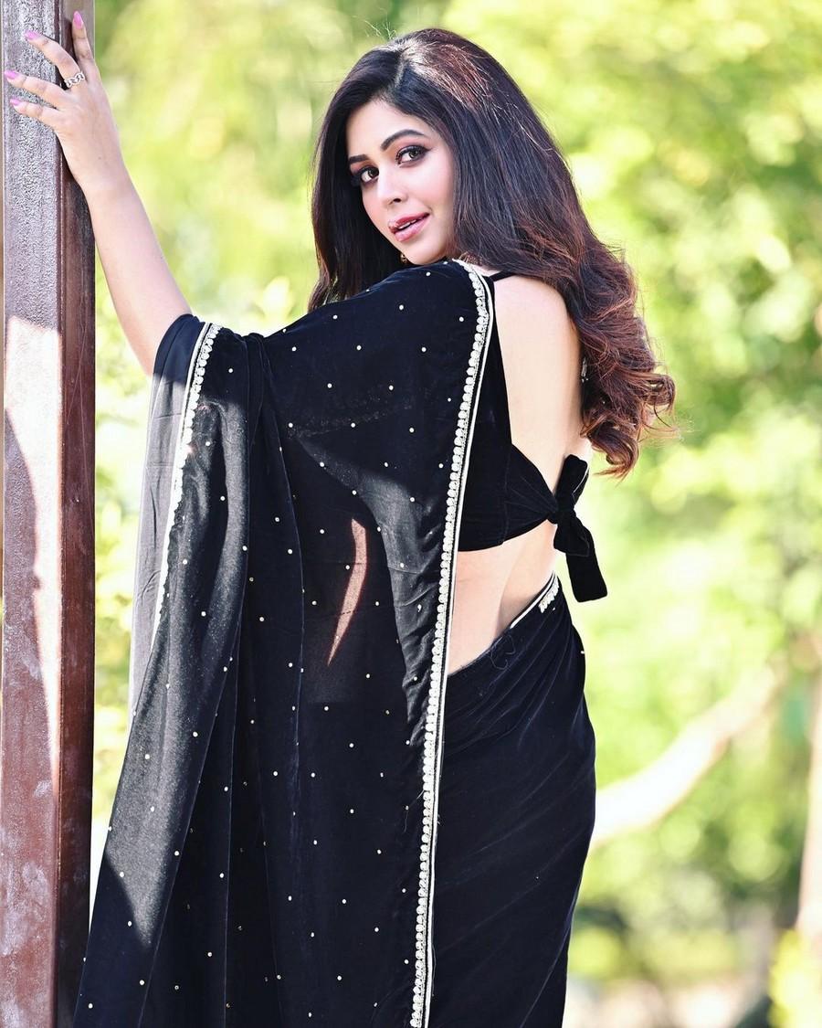 Ritabhari Chakraborty 15