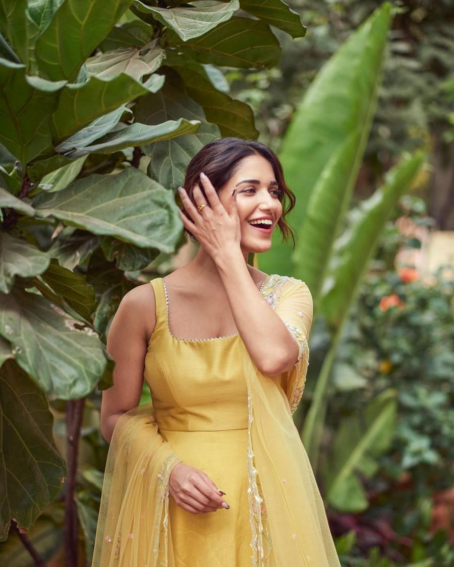 Ruhani Sharma