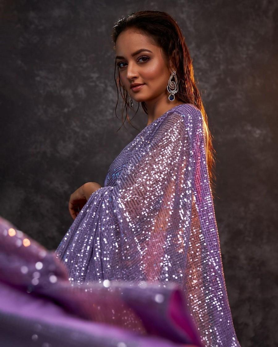 Shanvi Srivastava 3