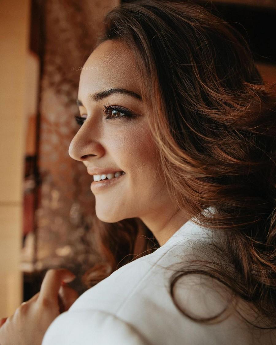 Shanvi Srivastava 7