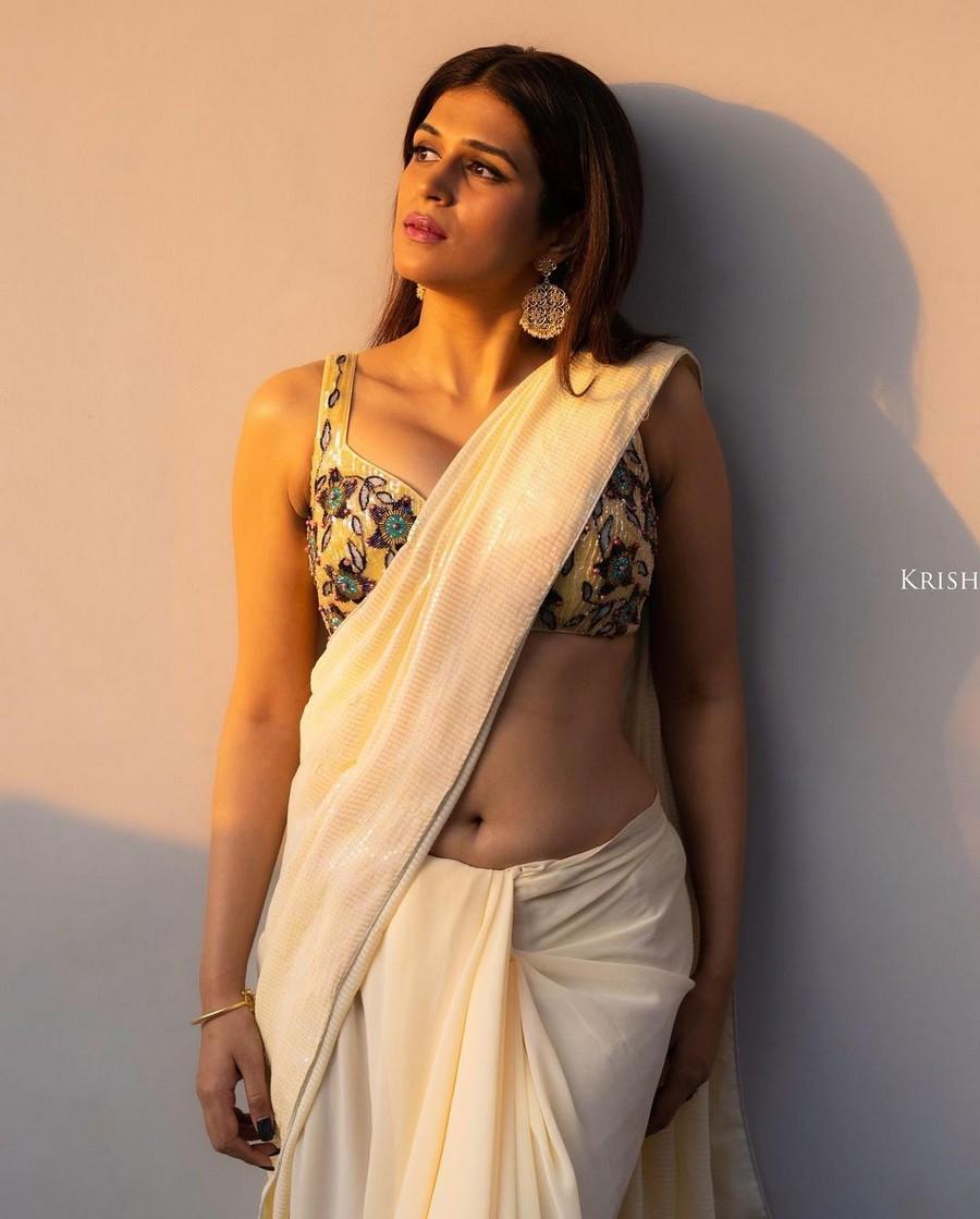 Shraddha Das 13