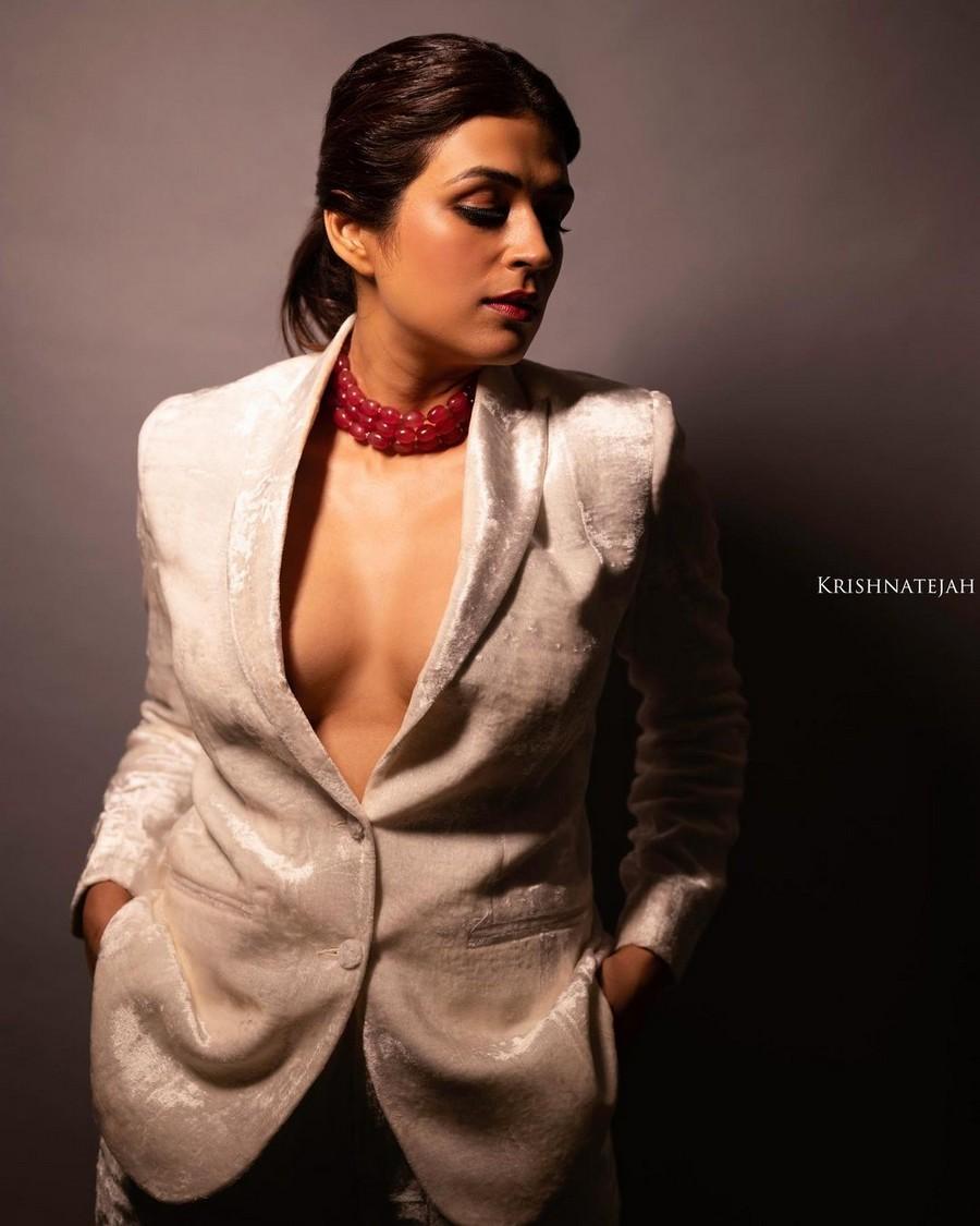Shraddha Das 5
