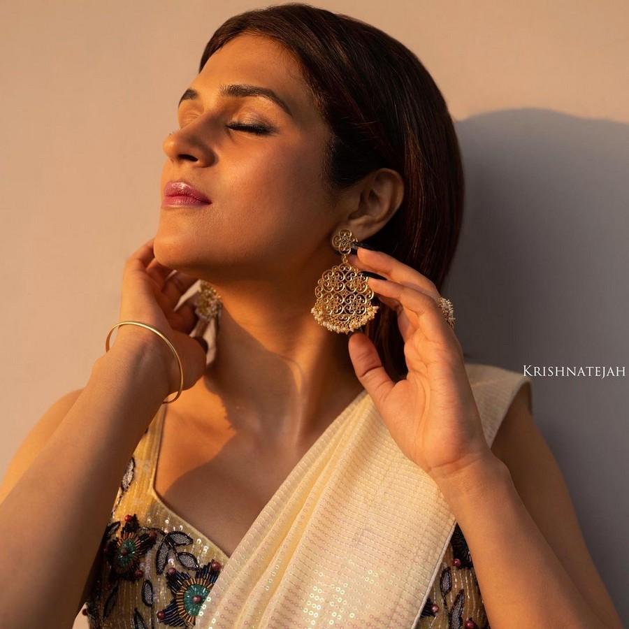 Shraddha Das 7