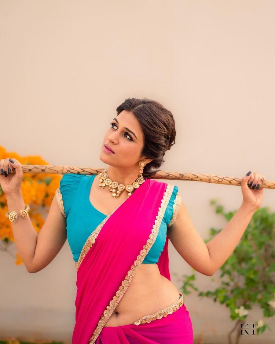Shraddha Das 3