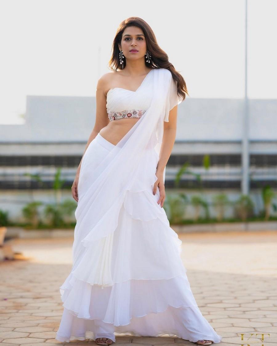 Shraddha Das 2