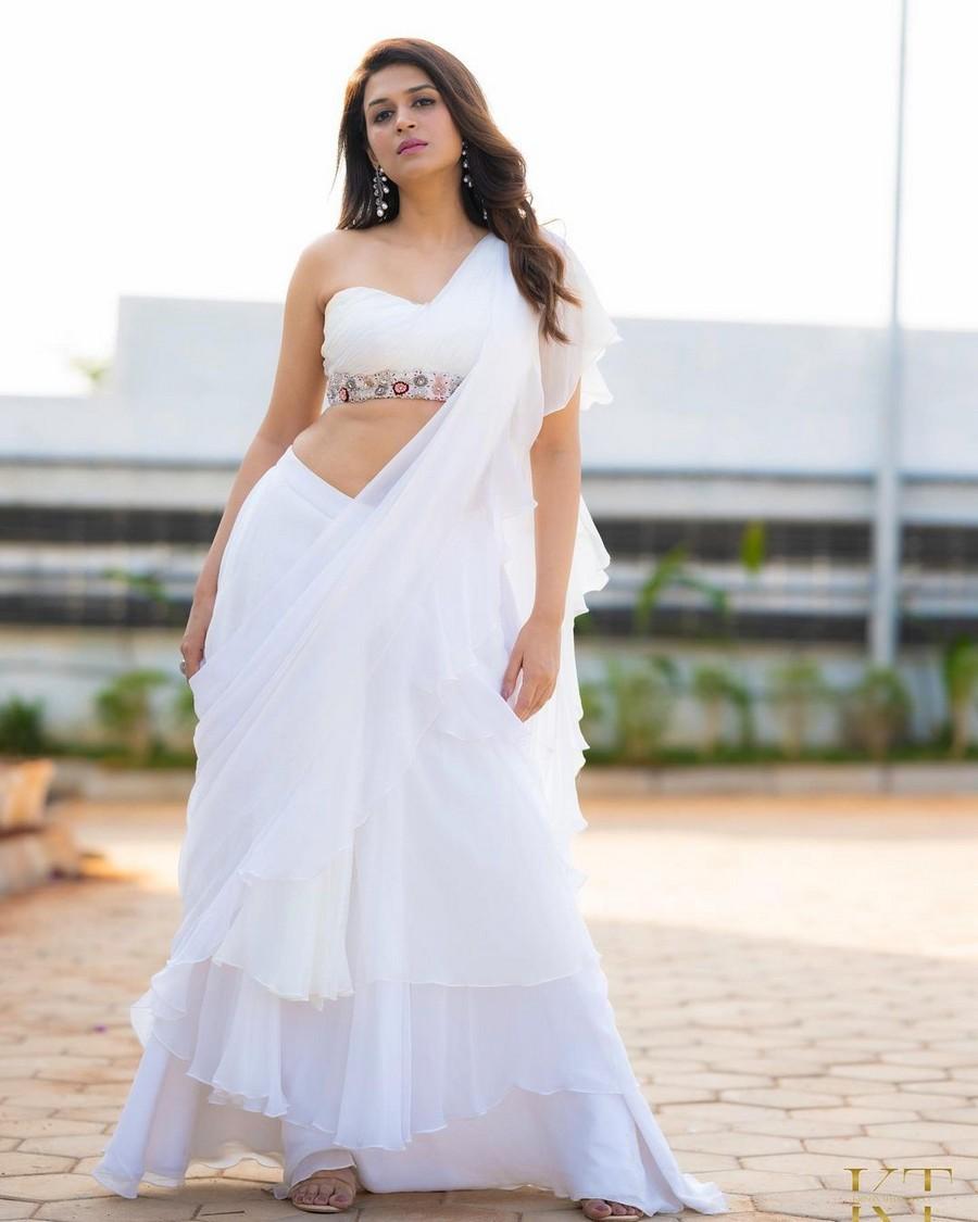 Shraddha Das 4