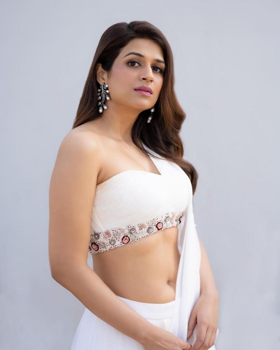 Shraddha Das 8
