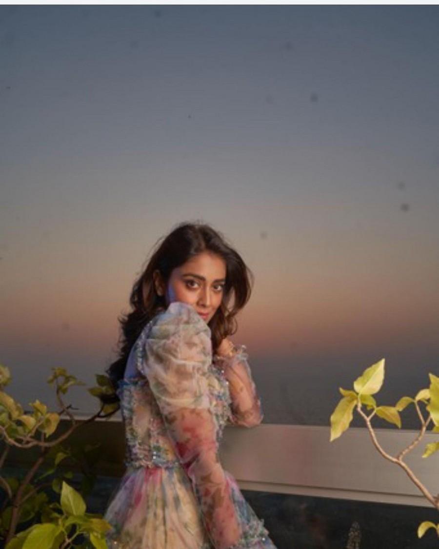 Shriya Saran 2