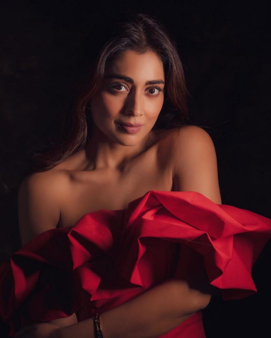 Shriya Saran 7