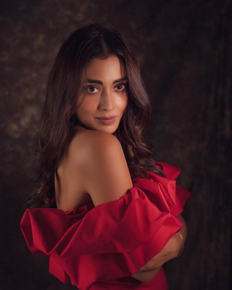Shriya Saran 8
