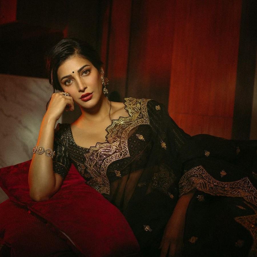 Shruti Haasan 6