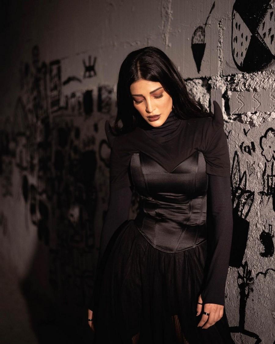 Shruti Haasan 7
