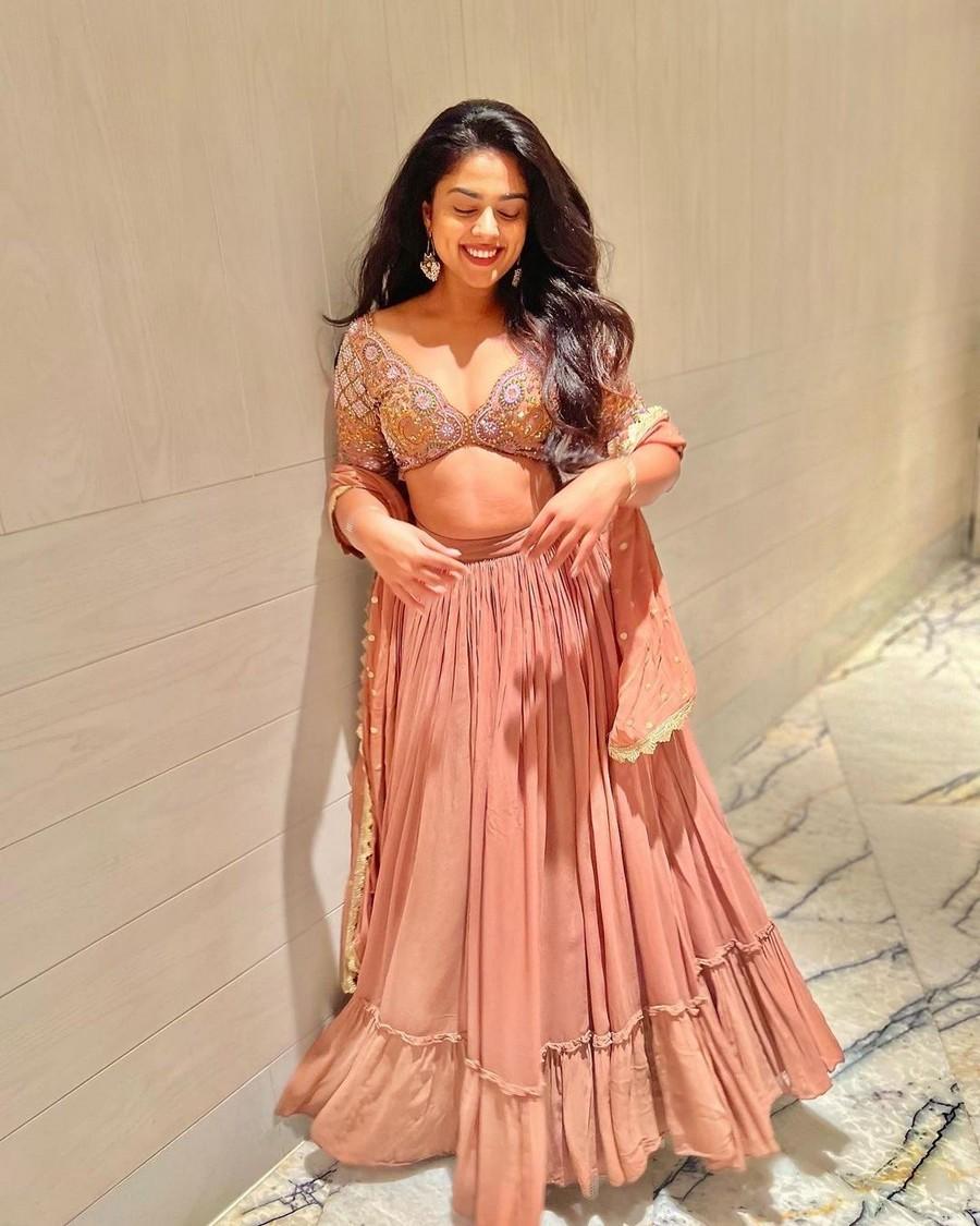 Siddhi Idnani 10