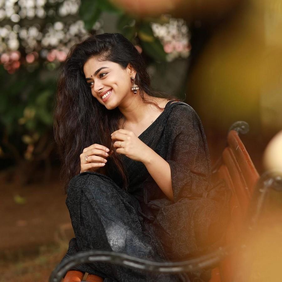 Siddhi Idnani 14