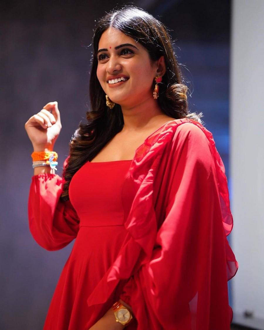 Sravanthi Chokarapu 2
