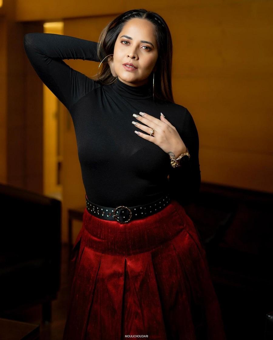 Anasuya Bharadwaj 15