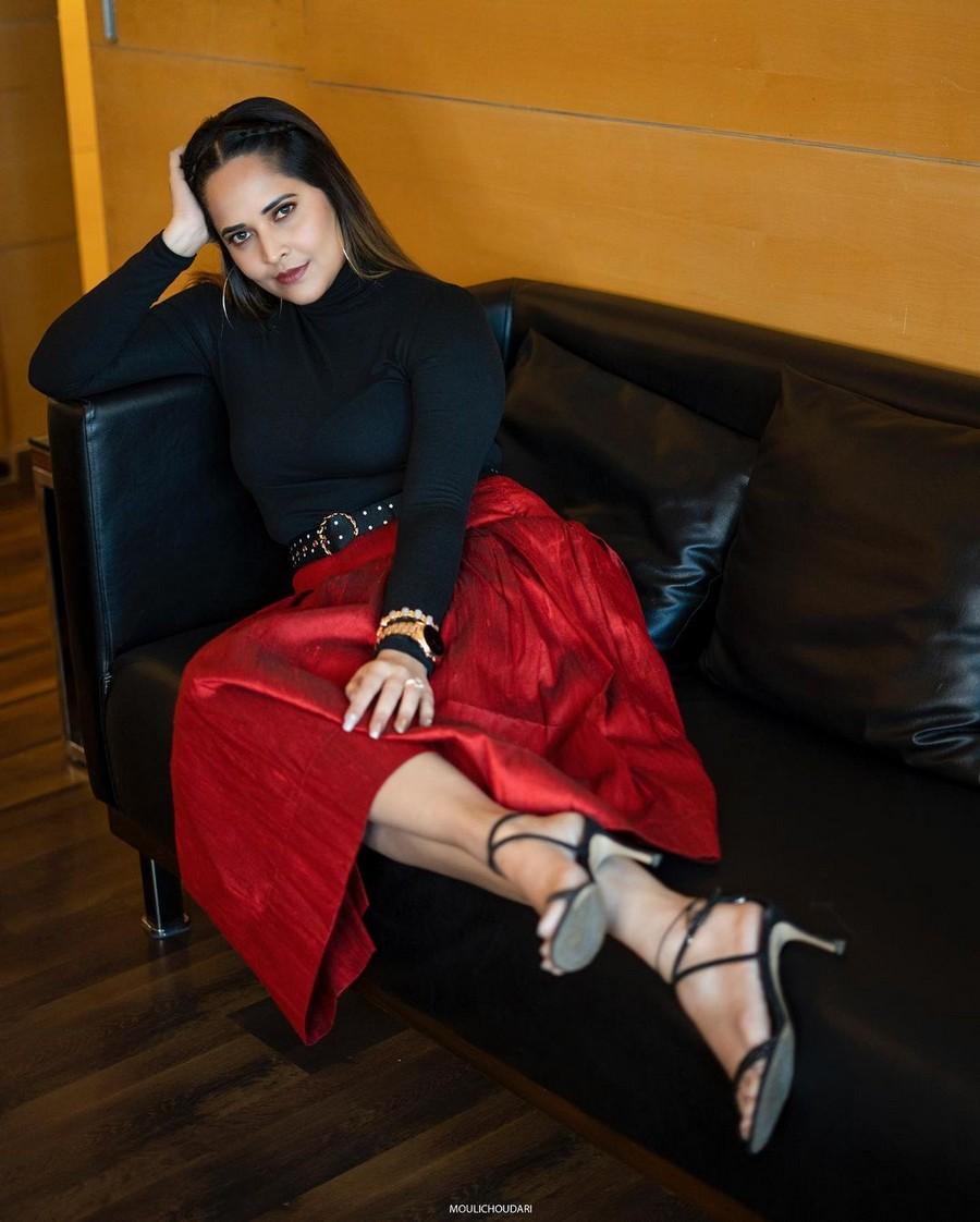 Anasuya Bharadwaj 16
