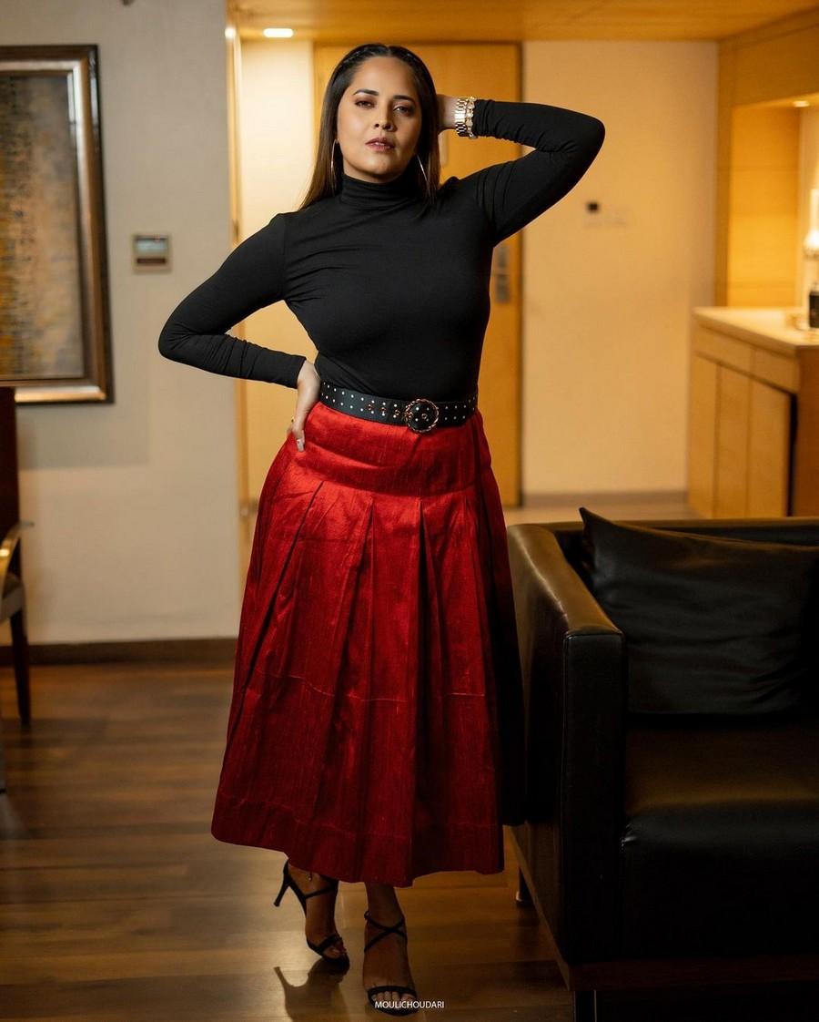 Anasuya Bharadwaj 17