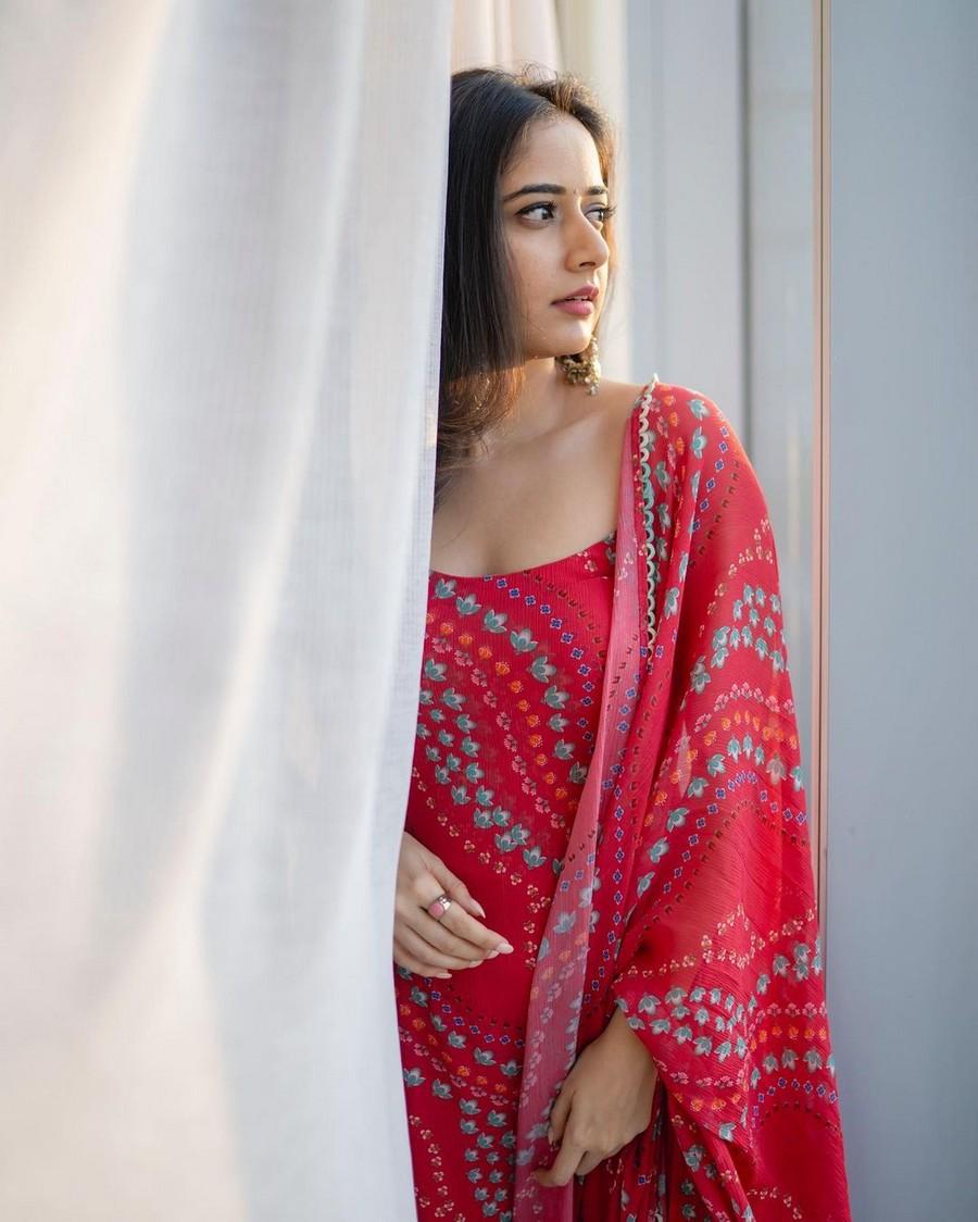 Ashika Ranganath 10