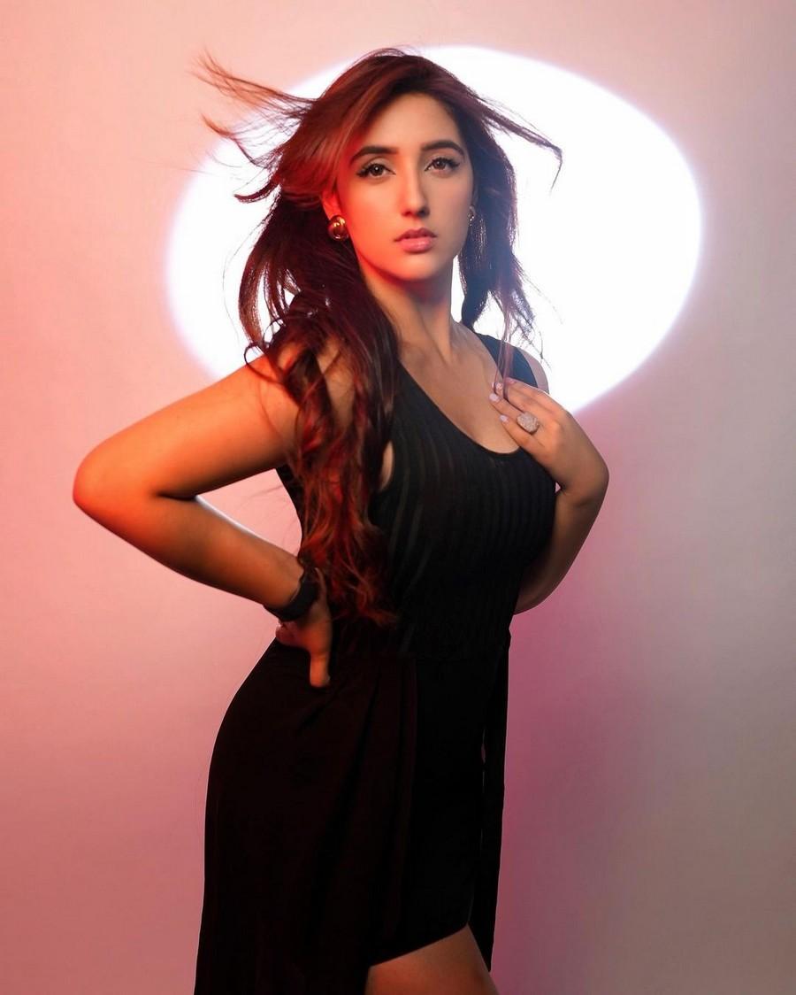 Ashnoor Kaur 3