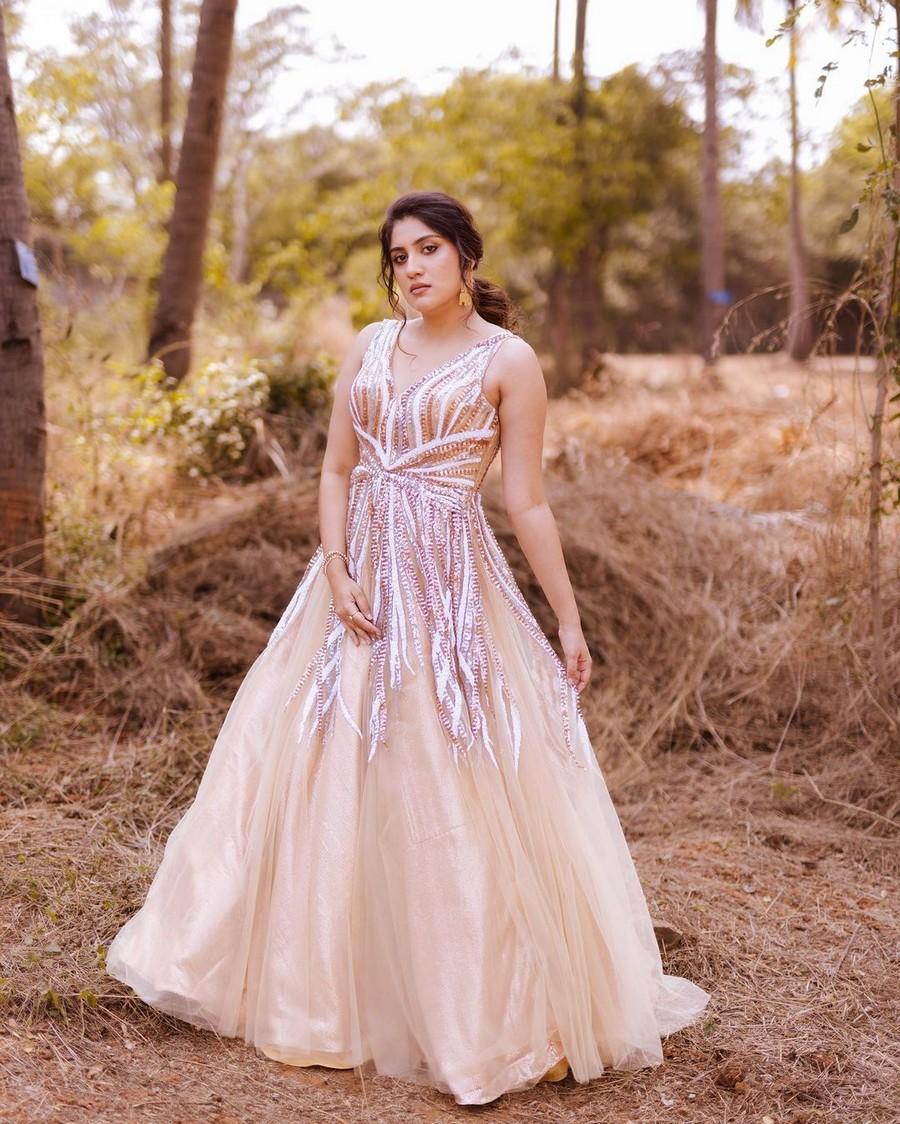 Dhanya Balakrishna 6
