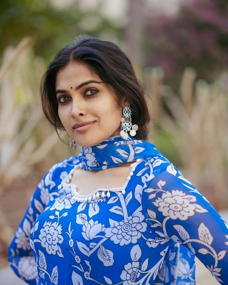 Divi Vadthya 15