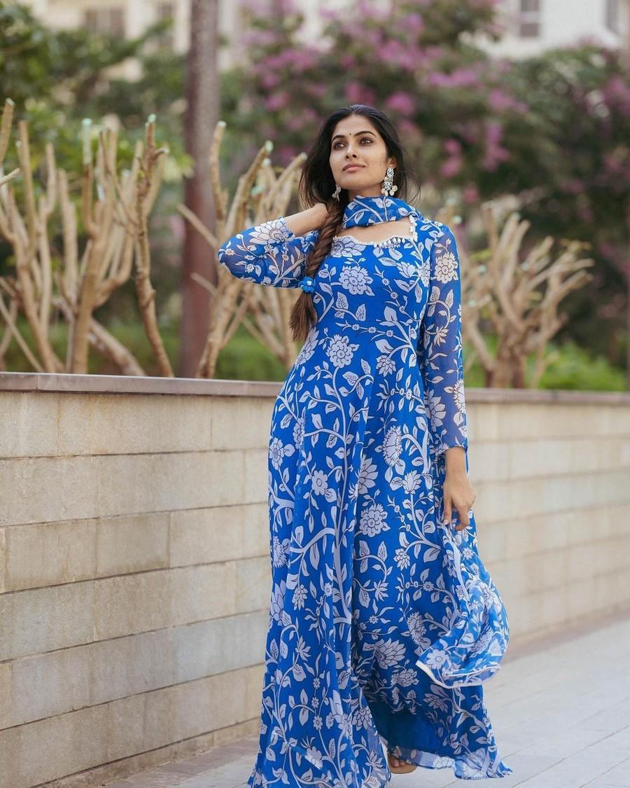 Divi Vadthya 16