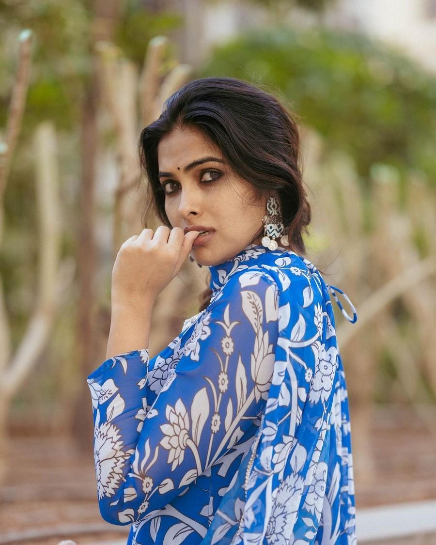 Divi Vadthya 17