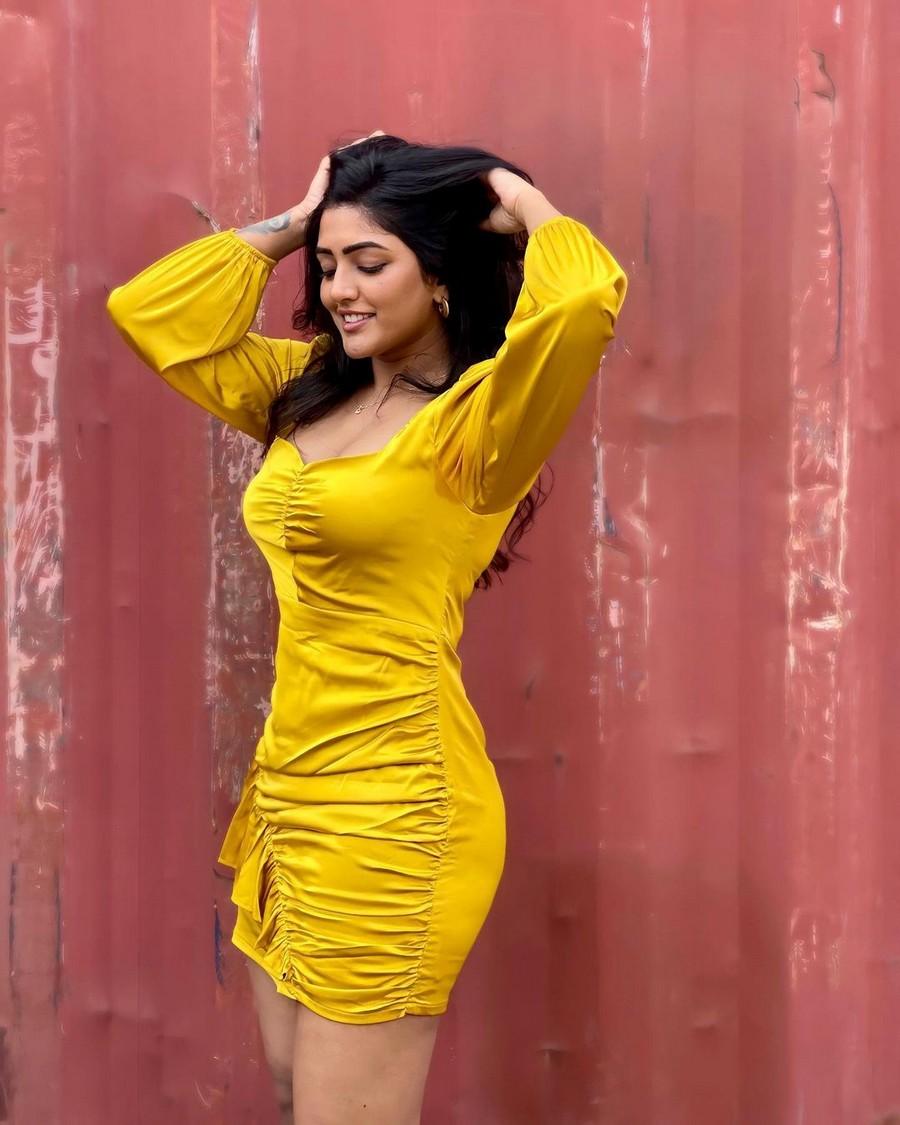 Eesha Rebba 5