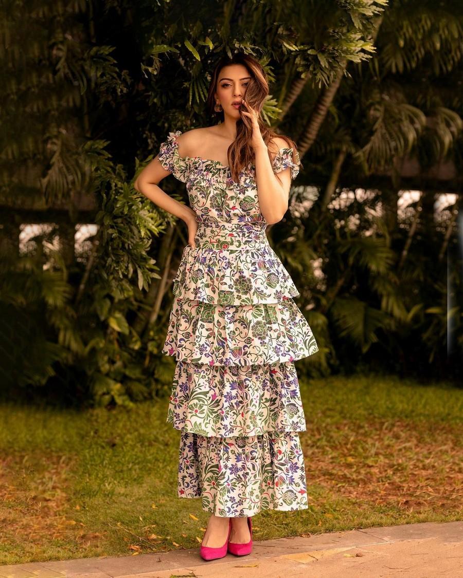 Hansika Motwani 10