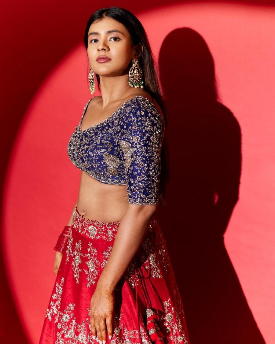 Hebah Patel 4