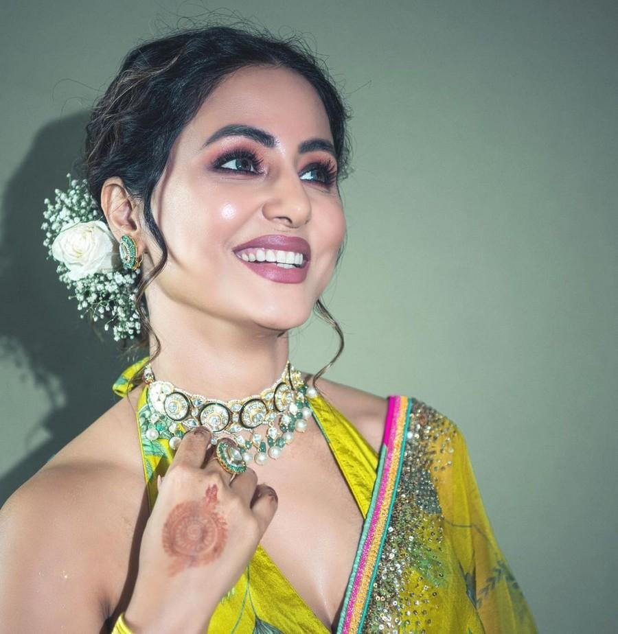Hina Khan 21