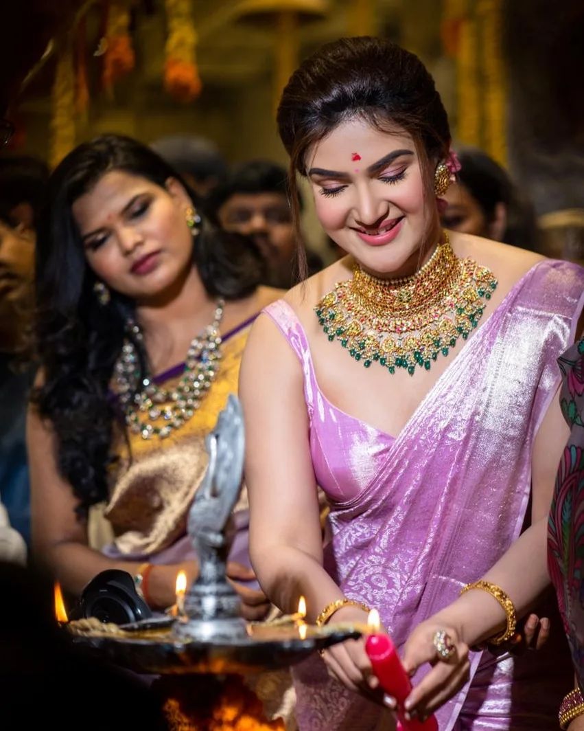Honey Rose (1)