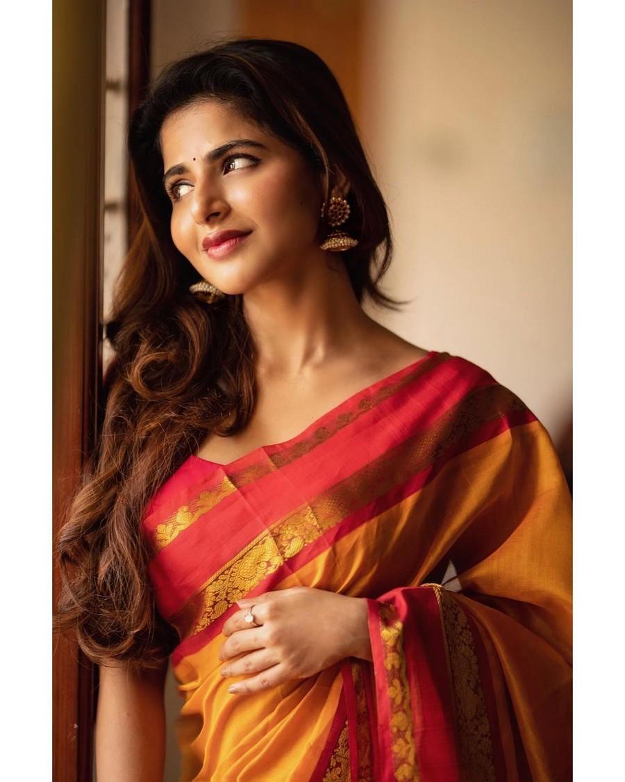 ISWARYA MENON 11