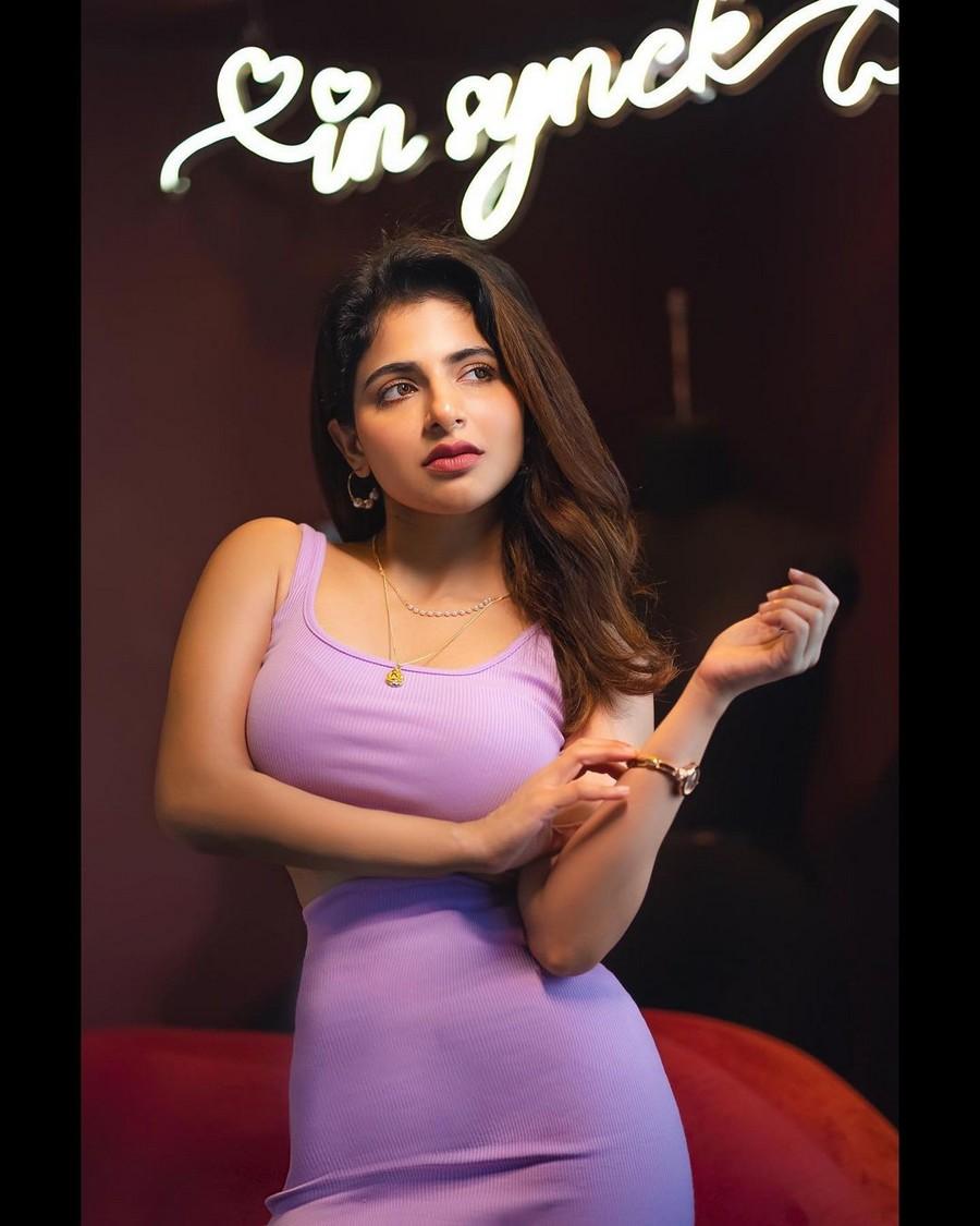 ISWARYA MENON 10