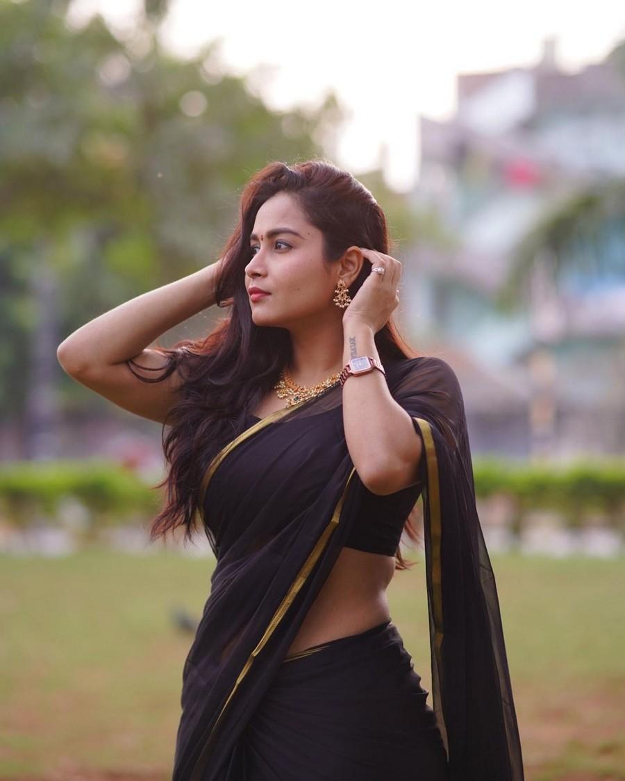 Kanchan 8
