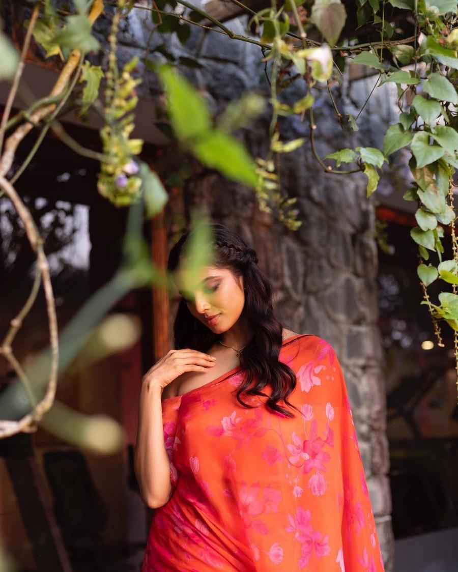 Malavika Mohanan 7