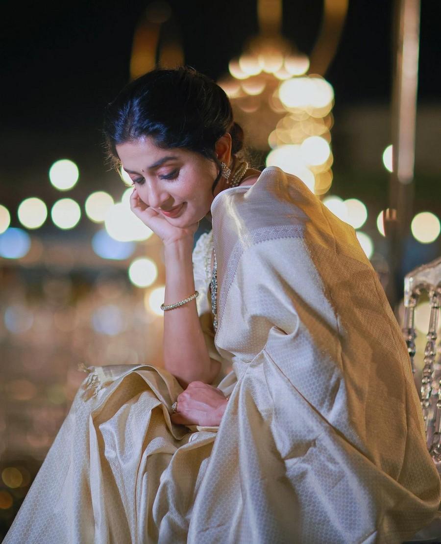 Meera Jasmine 10