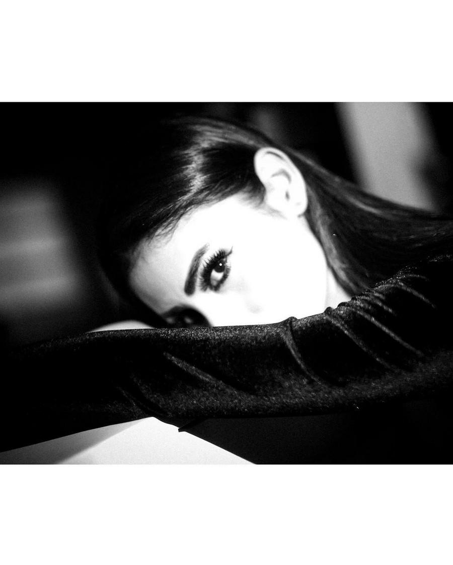 Mouni Roy 12