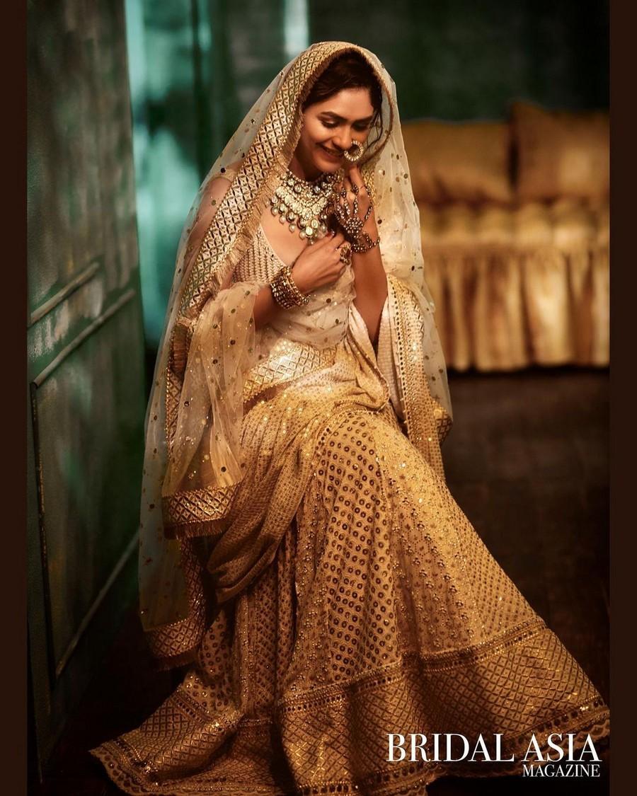 Mrunal Thakur 2