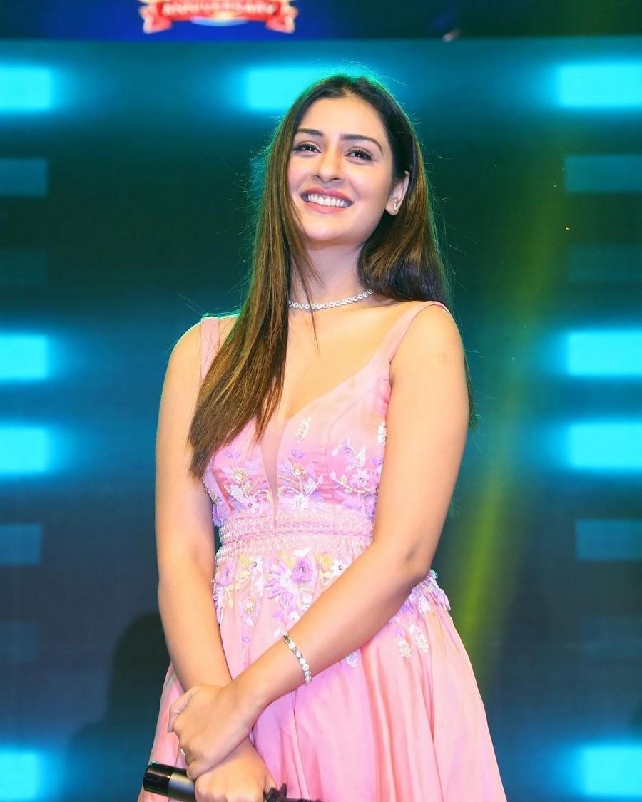 Payal Rajput 8