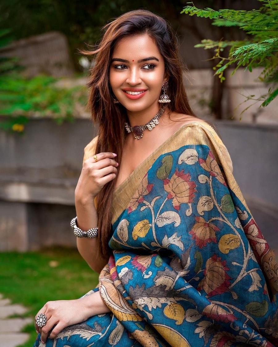 Pujita Ponnada