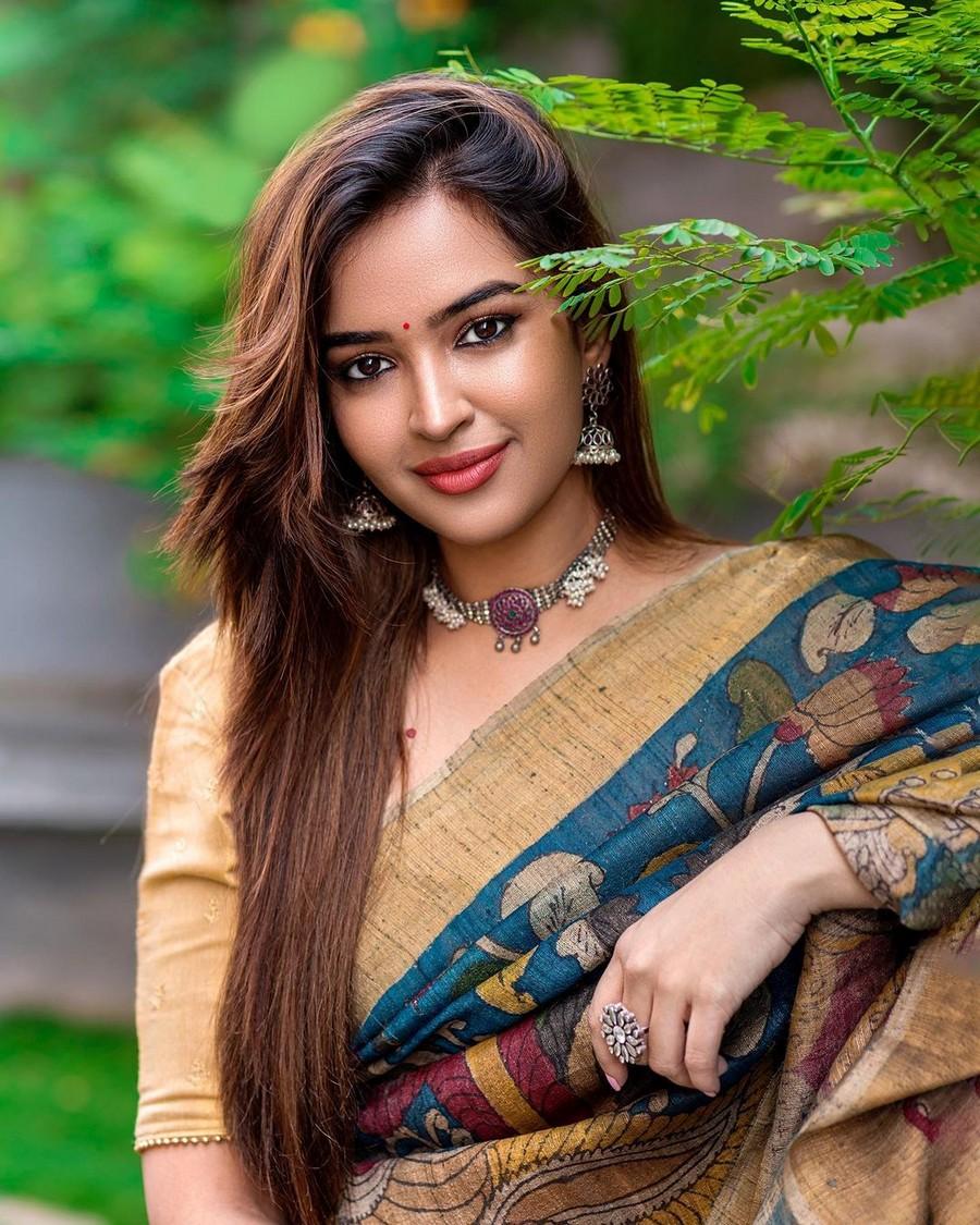 Pujita Ponnada 4