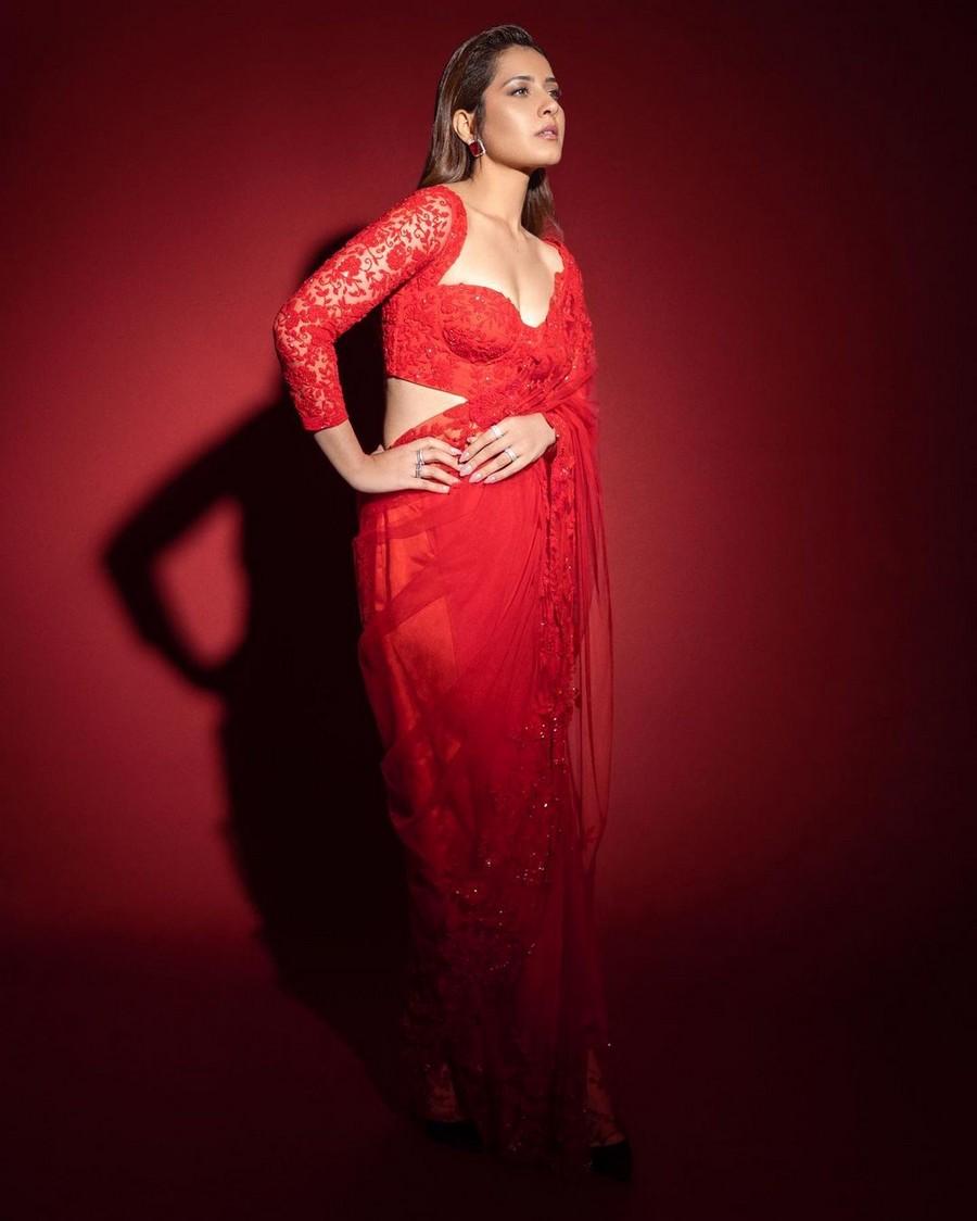 Raashii Khanna