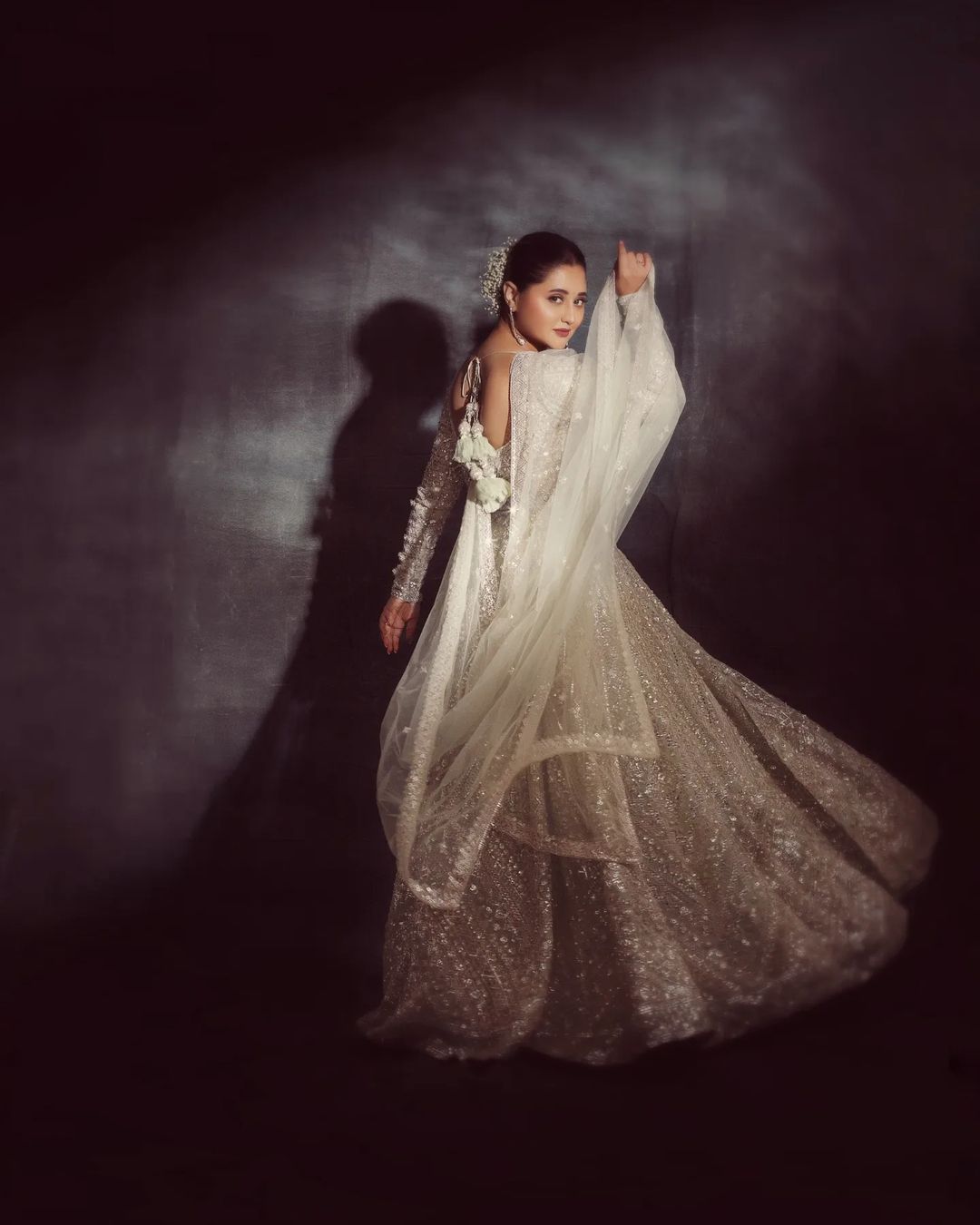 Rashami Desai (14)