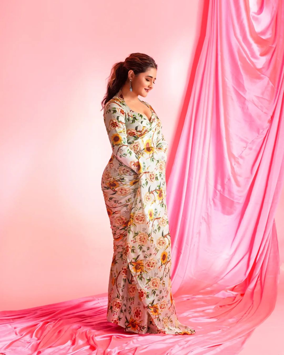 Rashami Desai (3)