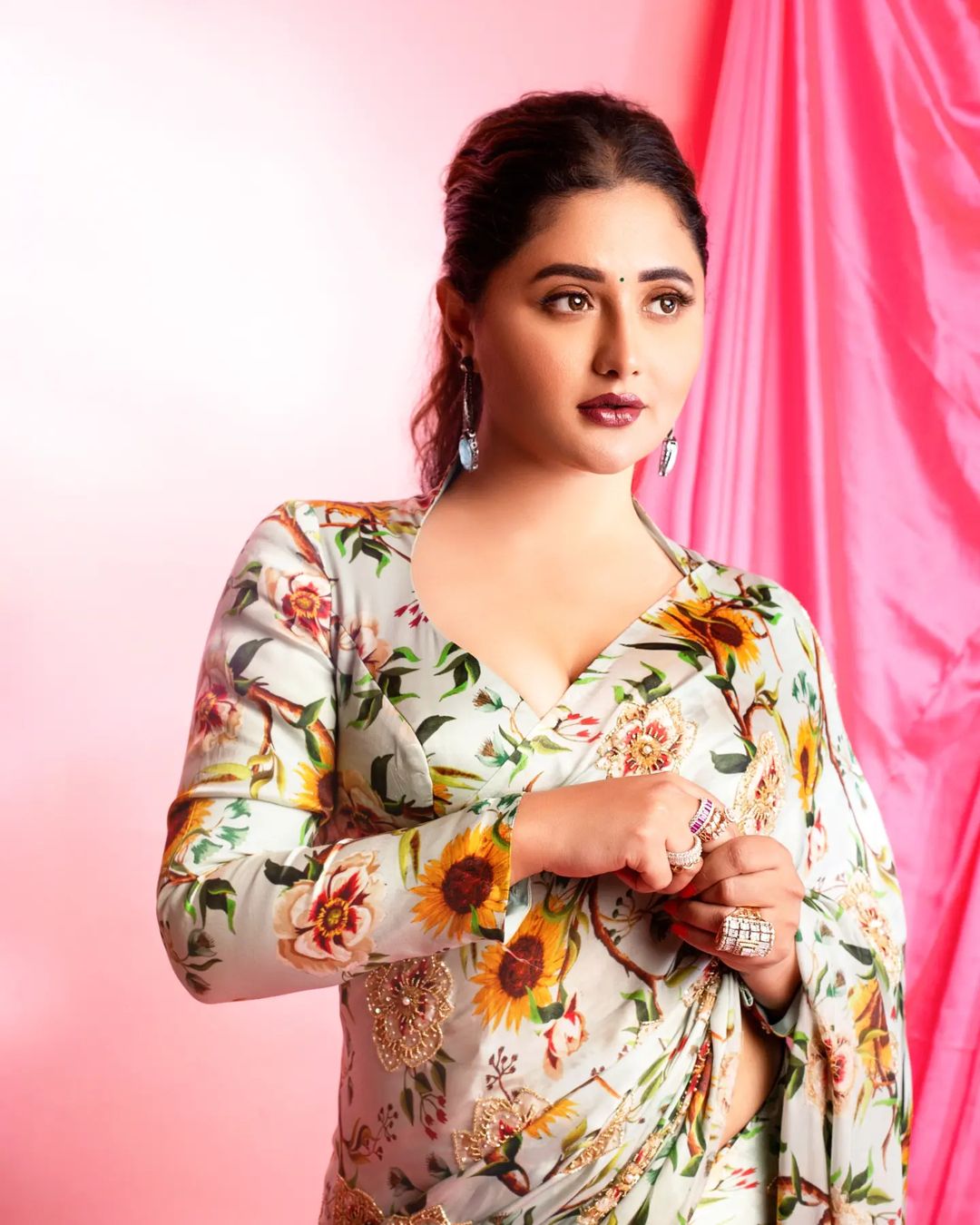 Rashami Desai (8)