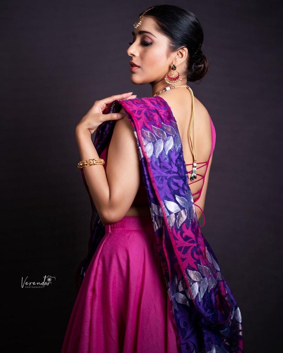 Rashmi Gautam 2